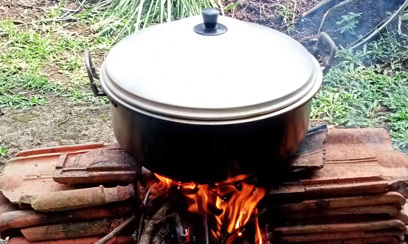 ilustrasi panci khusus kompor induksi